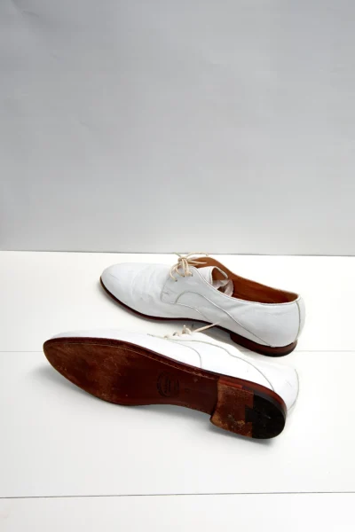 Scarosso Unisex White Brogues size 42