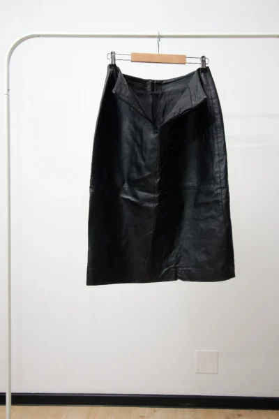 Vintage Leather Skirt Black size EU 38
