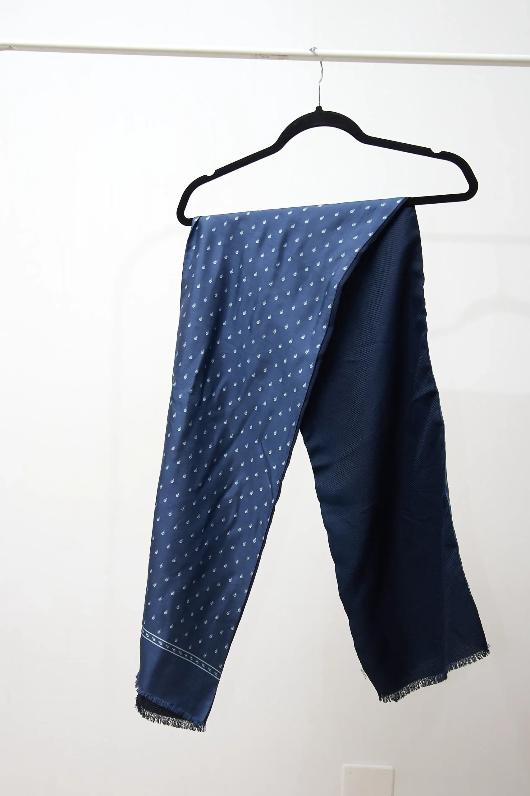 Vintage Mens Silk Scarf - Image 2