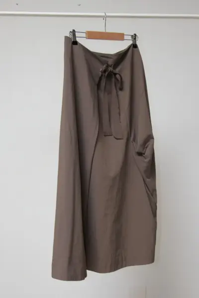 COS Nylon Skirt with pockets size EU 44